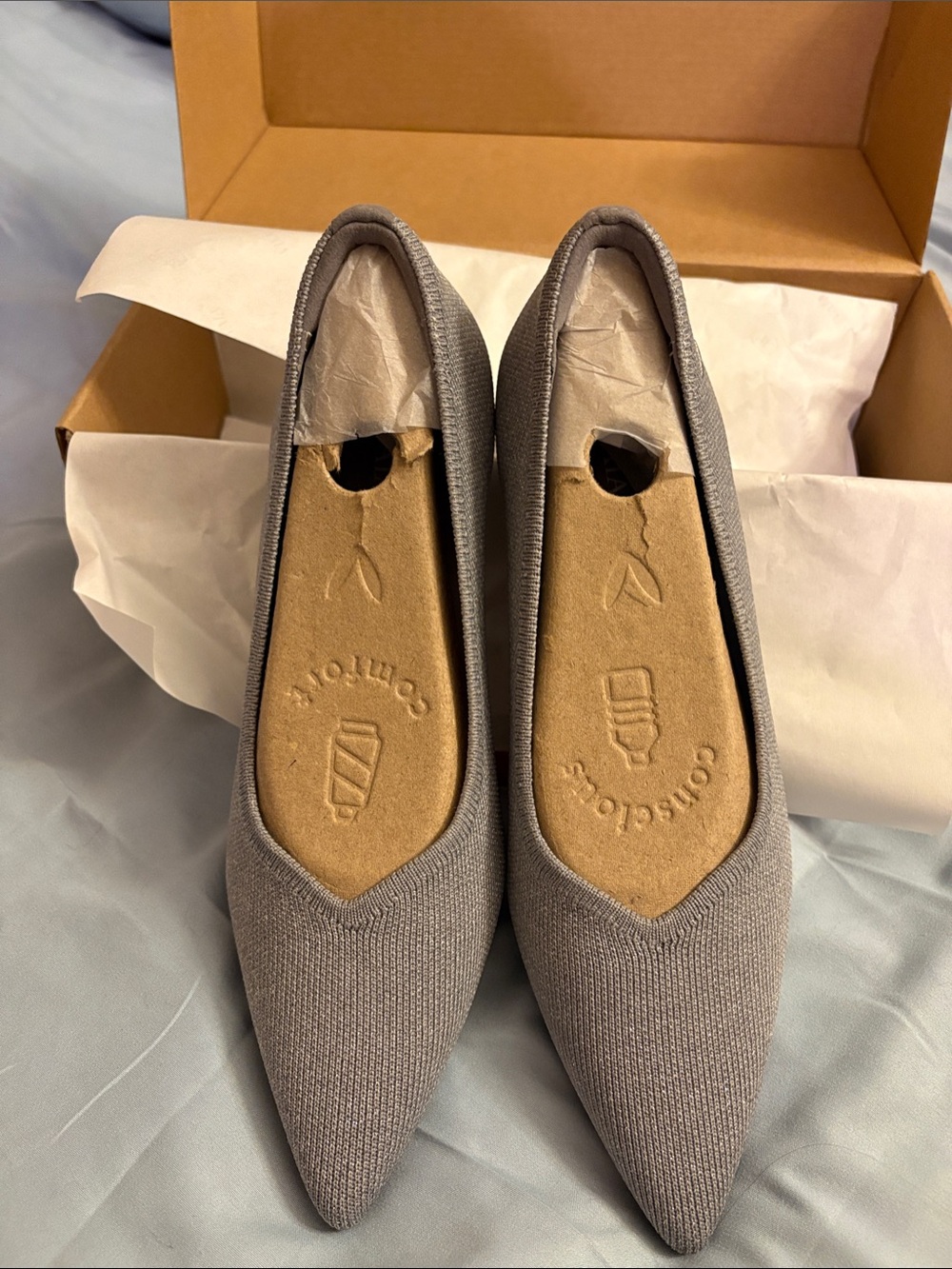 Vivaia Pointed Toe Kitten Heels in Gray Silver!